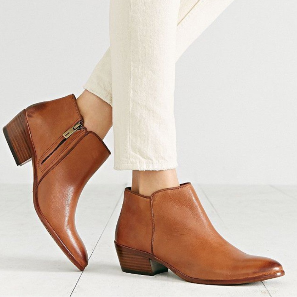 Sam Edelman Petty Boot in Saddle Leather Sz 6